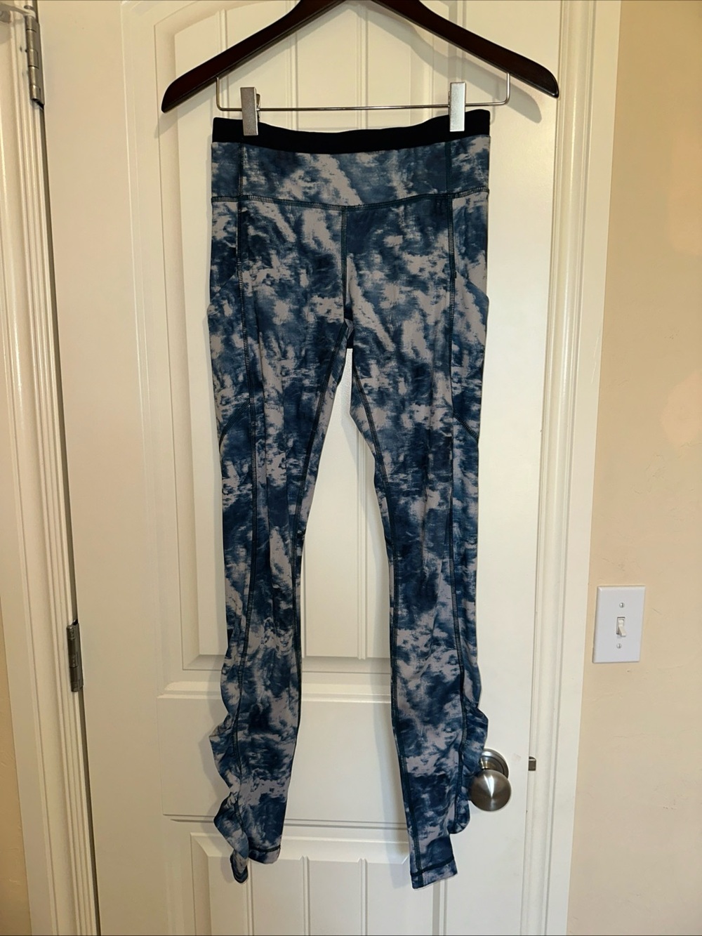 Lululemon Speed Tight III Luxtreme Size 4 Leggings